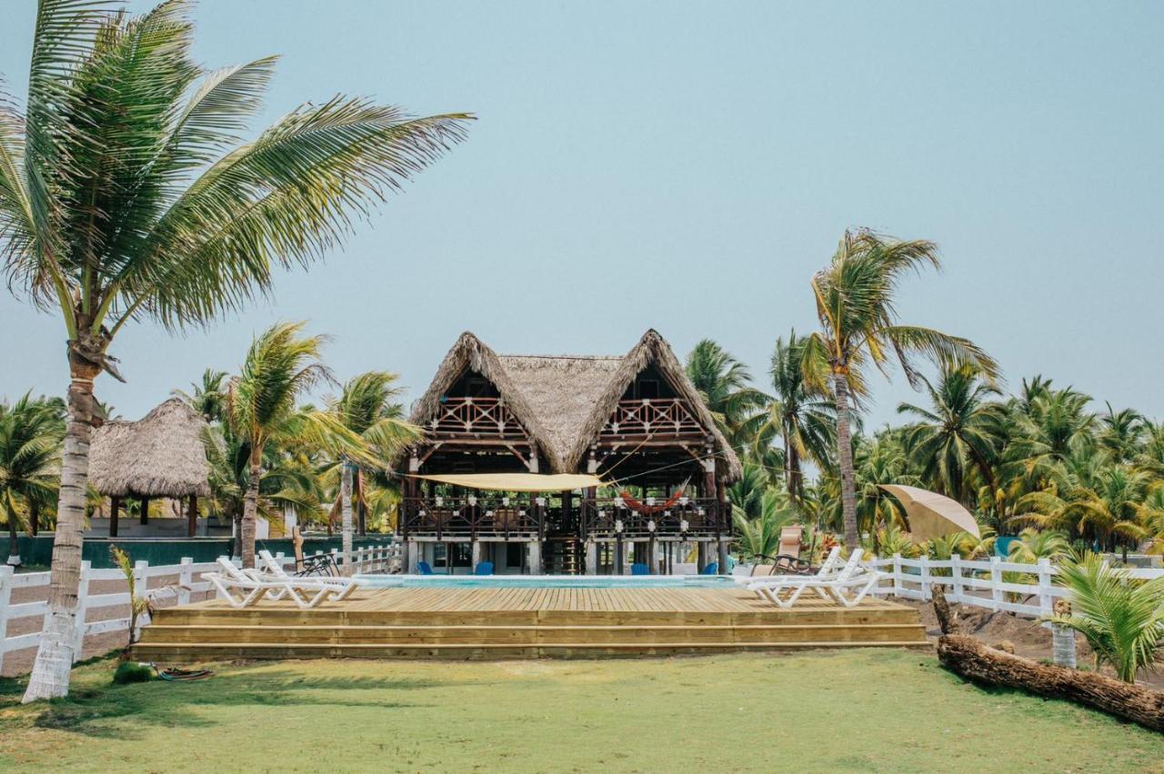Los Olivos La Playa Hotel Y Restaurante 에스쿠인틀라 외부 사진
